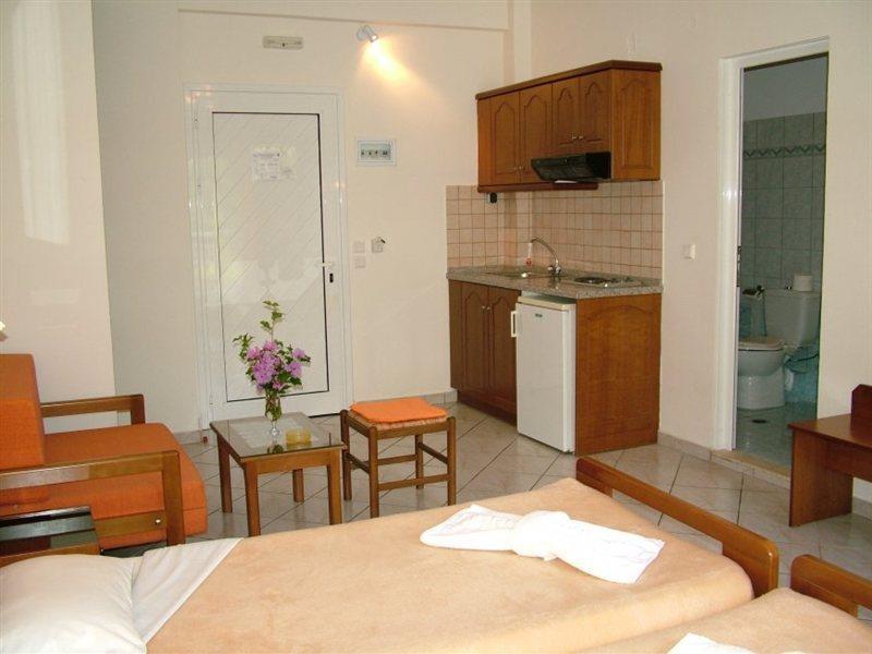 Angelica Hotel Agios Gordios  Extérieur photo
