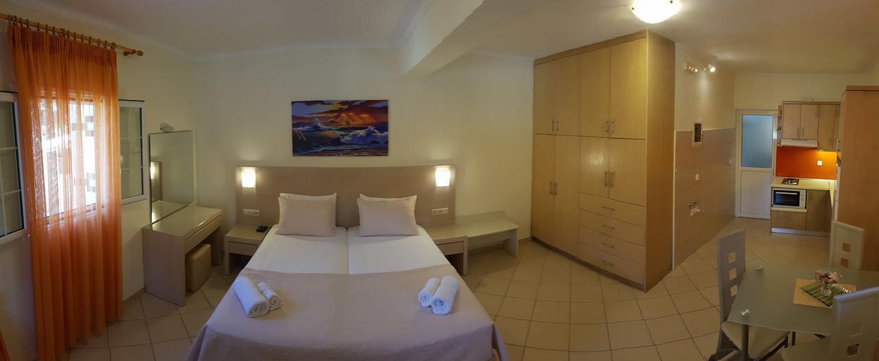 Angelica Hotel Agios Gordios  Extérieur photo